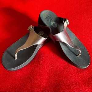 FITFLOP Sz 9 Sarna Slip On Flip Flop Style Toe Post Thong Slides Sandals Pewter